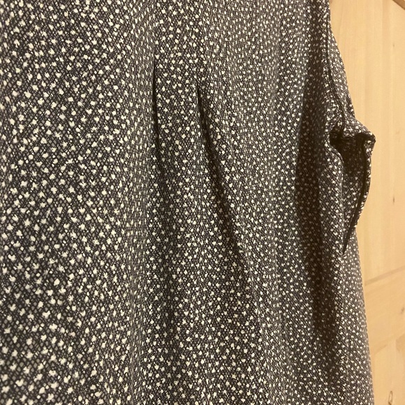 Lulu Lemon Long Sleeve Size 10 - Picture 7 of 8